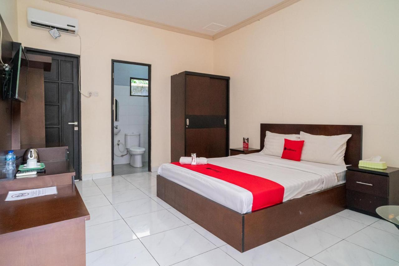 Reddoorz @ Wisma Pangrango Palangkaraya Eksteriør billede